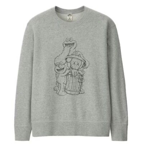 KAWS X UNIQLO X Sesame Street Rare Men’s Gray Sweater Size Medium - Picture 1 of 5